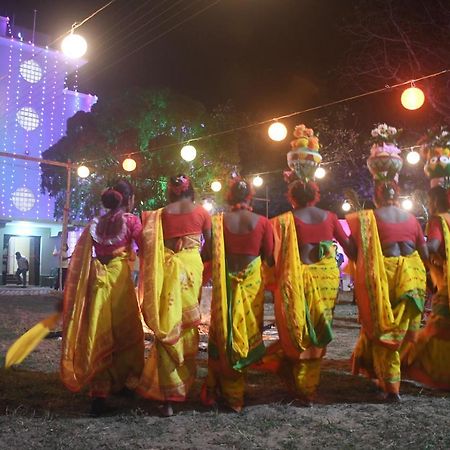 Jhargram Eshani Hotels And Guest House מראה חיצוני תמונה
