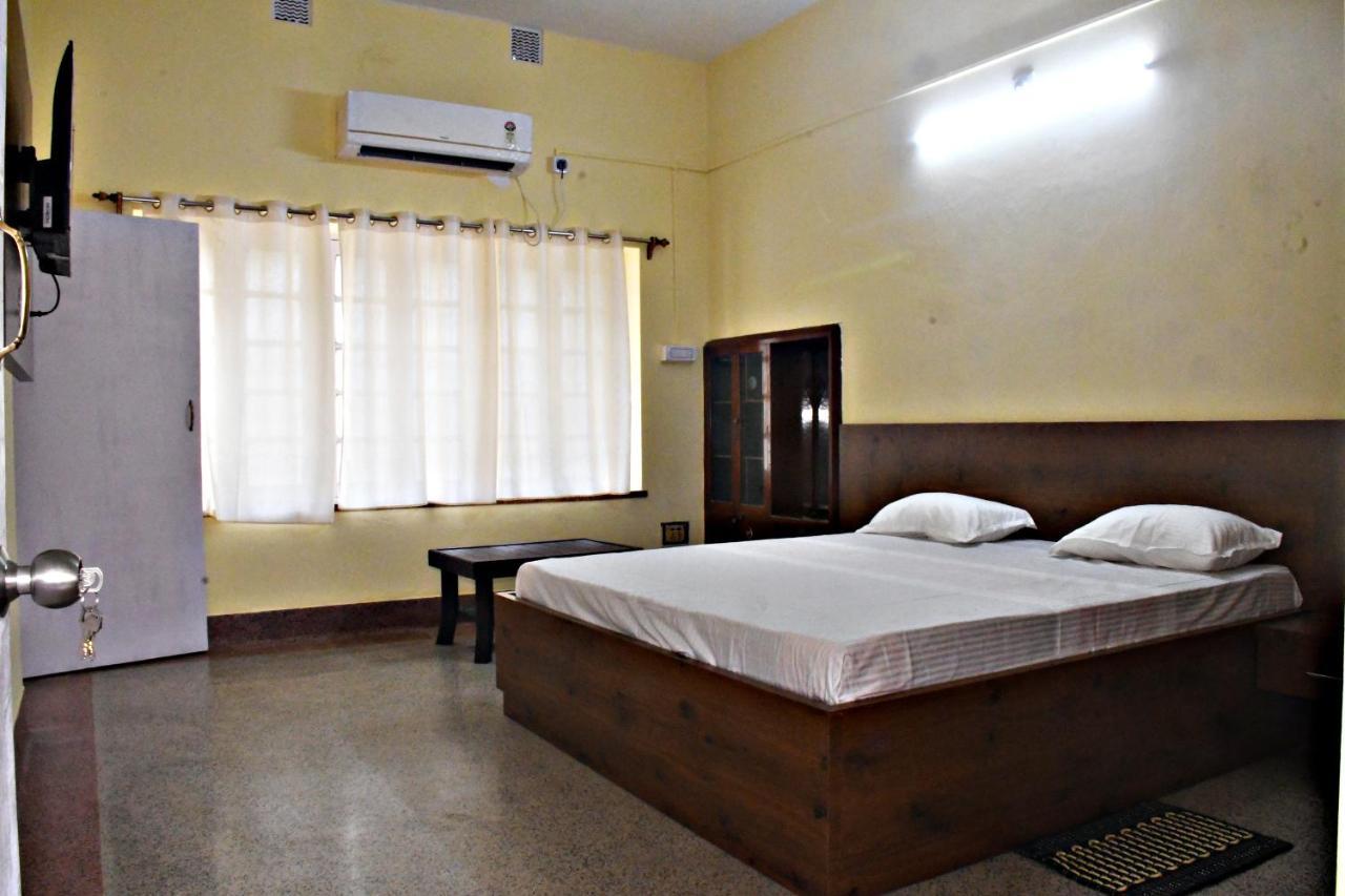 Jhargram Eshani Hotels And Guest House מראה חיצוני תמונה