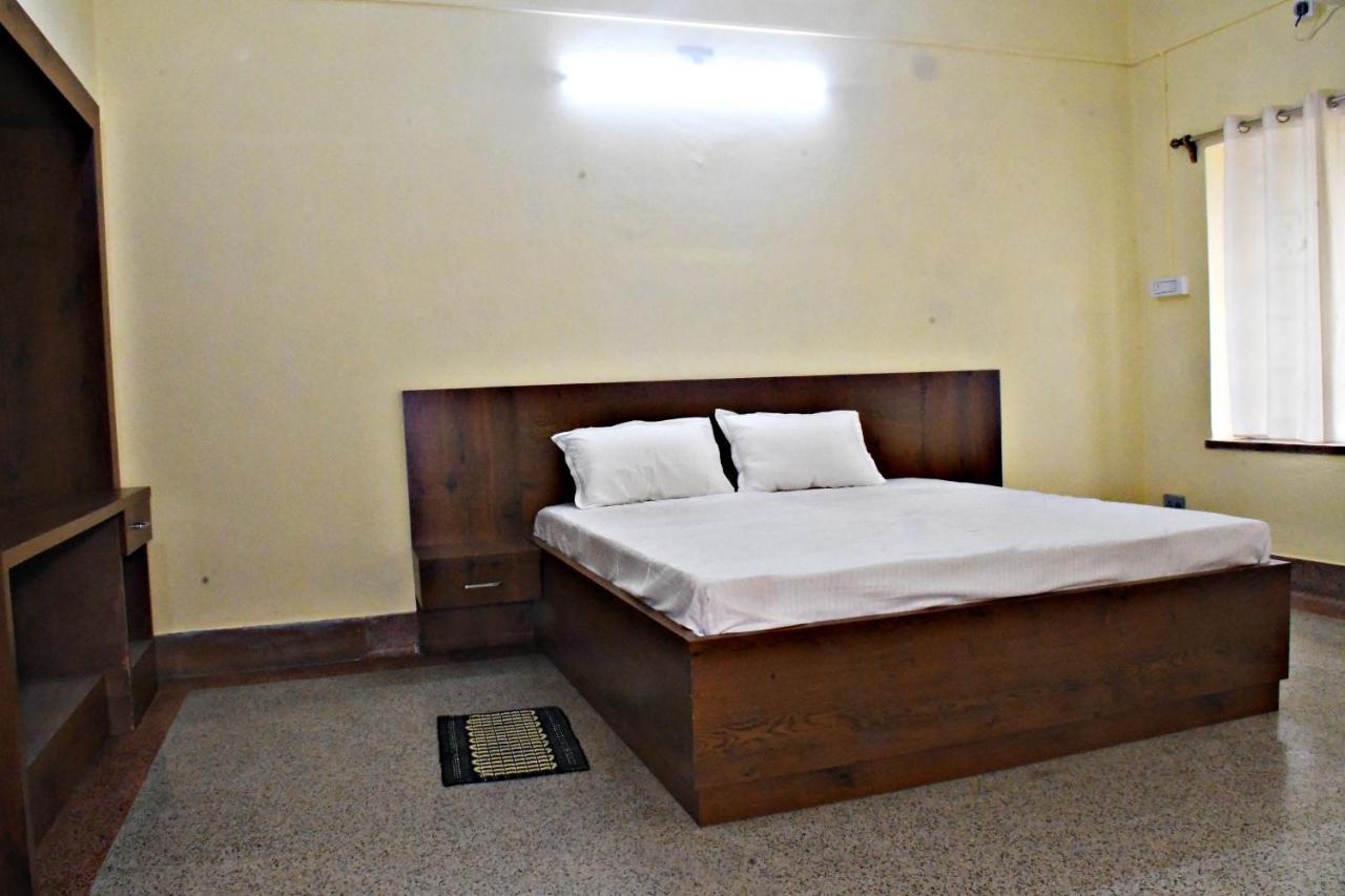 Jhargram Eshani Hotels And Guest House מראה חיצוני תמונה